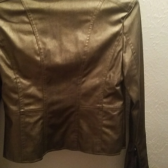 Jacket - Picture 3 of 3